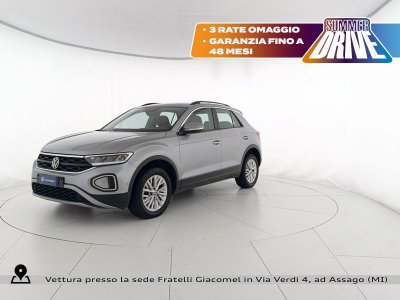 Auto Volkswagen T-Roc 2.0 tdi life 150cv dsg usata in vendita presso concessionaria Fratelli Giacomel a 22.900 &euro; - foto numero 1