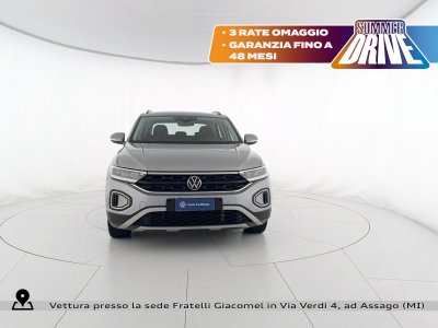 Auto Volkswagen T-Roc 2.0 tdi life 150cv dsg usata in vendita presso concessionaria Fratelli Giacomel a 22.900 &euro; - foto numero 2