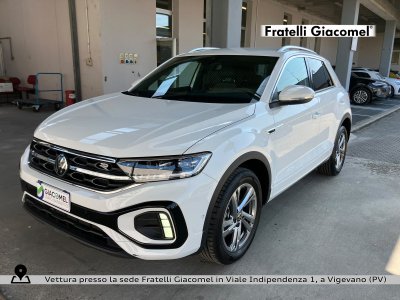 Auto Volkswagen T-Roc 1.5 tsi r-line usata in vendita presso concessionaria Fratelli Giacomel a 23.900 &euro; - foto numero 1