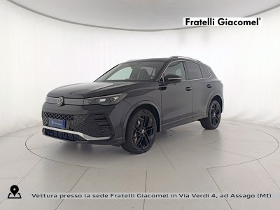 Auto Volkswagen Tiguan 2.0 tdi r-line plus 4motion 193cv dsg usata in vendita presso concessionaria Fratelli Giacomel a 42.400 &euro; - foto numero 1