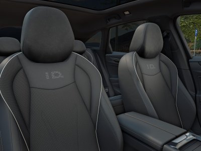Auto Volkswagen id.7 86 kwh pro s edition plus 285cv nuova in vendita presso concessionaria Fratelli Giacomel a 72.300 &euro; - foto numero 2