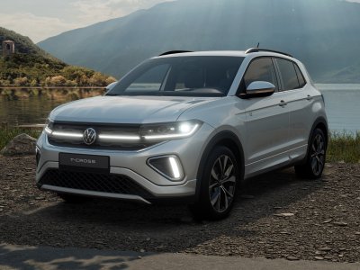 Auto Volkswagen T-Cross 1.0 tsi r-line plus 115cv nuova in vendita presso concessionaria Fratelli Giacomel a 30.300 &euro; - foto numero 2