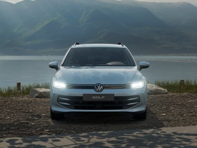 Auto Volkswagen Golf variant 2.0 tdi edition plus 150cv dsg nuova in vendita presso concessionaria Fratelli Giacomel a 40.000 &euro; - foto numero 1