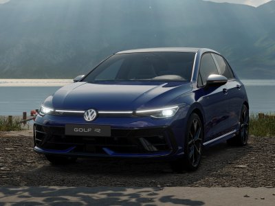 Auto Volkswagen Golf 2.0 tsi r 4motion 333cv dsg nuova in vendita presso concessionaria Fratelli Giacomel a 65.800 &euro; - foto numero 2
