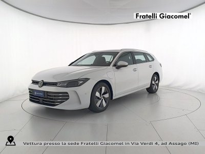 Auto Volkswagen Passat 1.5 tsi ehybrid business 204cv dsg aziendale in vendita presso concessionaria Fratelli Giacomel a 37.900 &euro; - foto numero 1