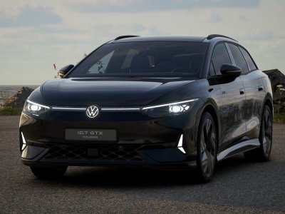 Auto Volkswagen id.7 tourer 86 kwh gtx plus 4motion 340cv aziendale in vendita presso concessionaria Fratelli Giacomel a 61.900 &euro; - foto numero 1