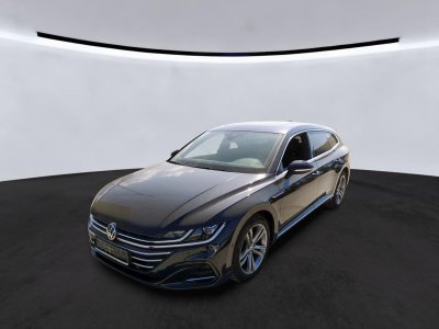 Auto Volkswagen Arteon Shooting Brake R-Line 2.0 TDI SCR 147kW 7-speed DSG 4 doors usata in vendita presso concessionaria Fratelli Giacomel a 36.900 &euro; - foto numero 1