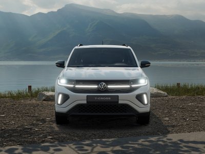 Auto Volkswagen T-Cross 1.0 tsi r-line plus 115cv nuova in vendita presso concessionaria Fratelli Giacomel a 30.300 &euro; - foto numero 1