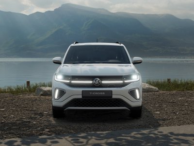 Auto Volkswagen T-Cross 1.0 tsi r-line plus 115cv dsg nuova in vendita presso concessionaria Fratelli Giacomel a 32.000 &euro; - foto numero 1